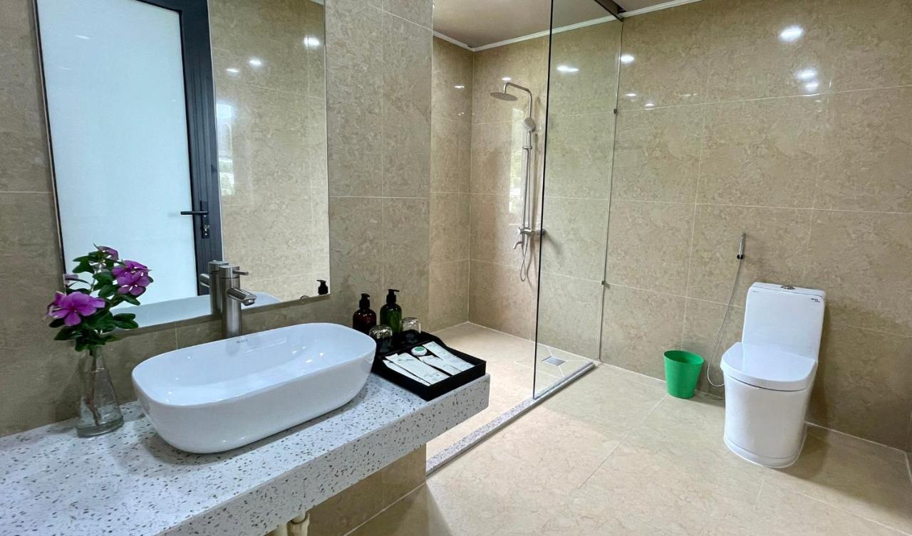 Phoenix Minh Châu Hotel Quang Ninh  Exterior foto